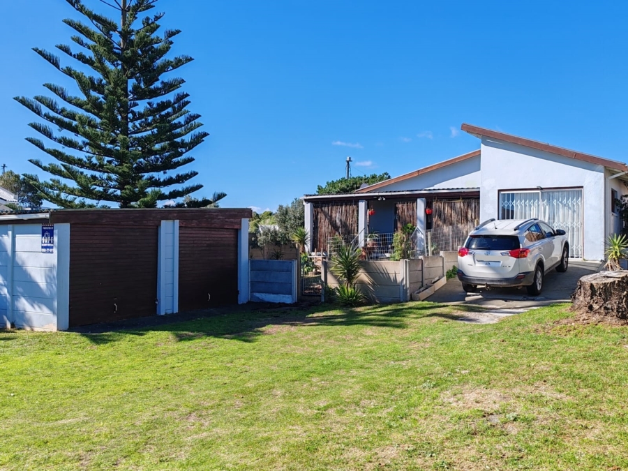3 Bedroom Property for Sale in De Kelders Western Cape